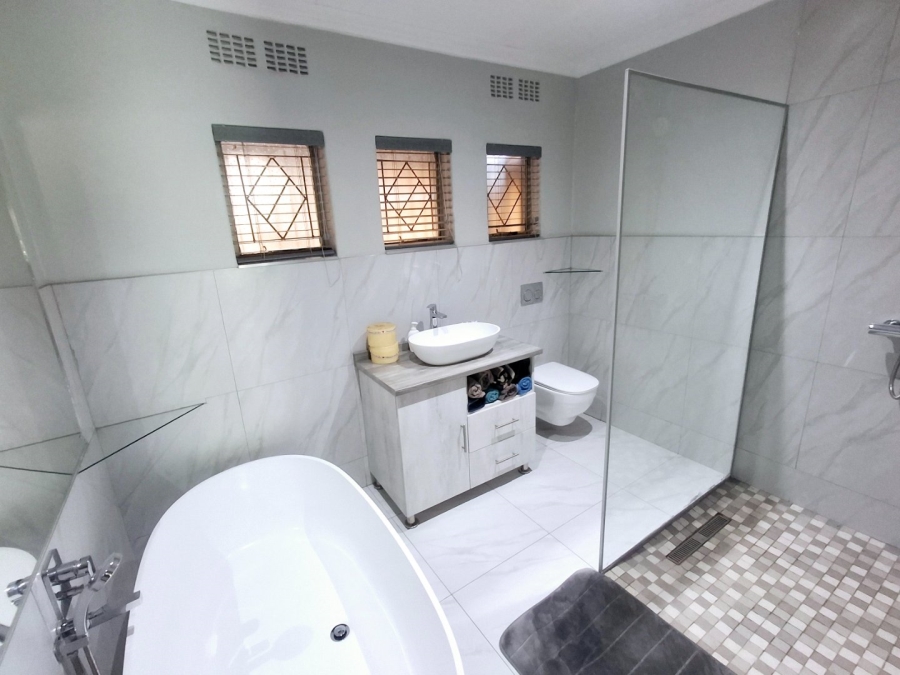 3 Bedroom Property for Sale in Sasolburg Ext 15 Free State